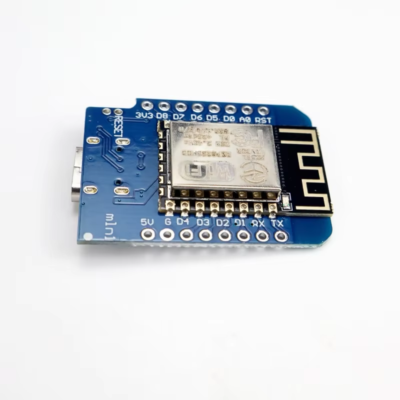 WeMos D1 Mini TYPE-C USB ESP82 - مراجعة Wemos D1 وسعره